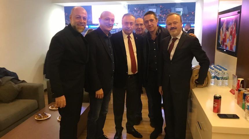 Galatasaray taraftarından Mustafa Cengiz'e Ali Ko&ccedil; tepkisi!