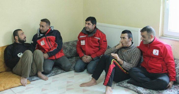 Gündürü ailesine Türk Kızılayı’ndan yardım G1