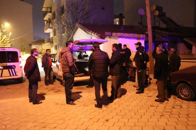 2 g&uuml;nd&uuml;r haber alınamıyordu, evinde &ouml;l&uuml; bulundu 1