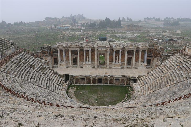 Pamukkale'ye akın ettiler G1