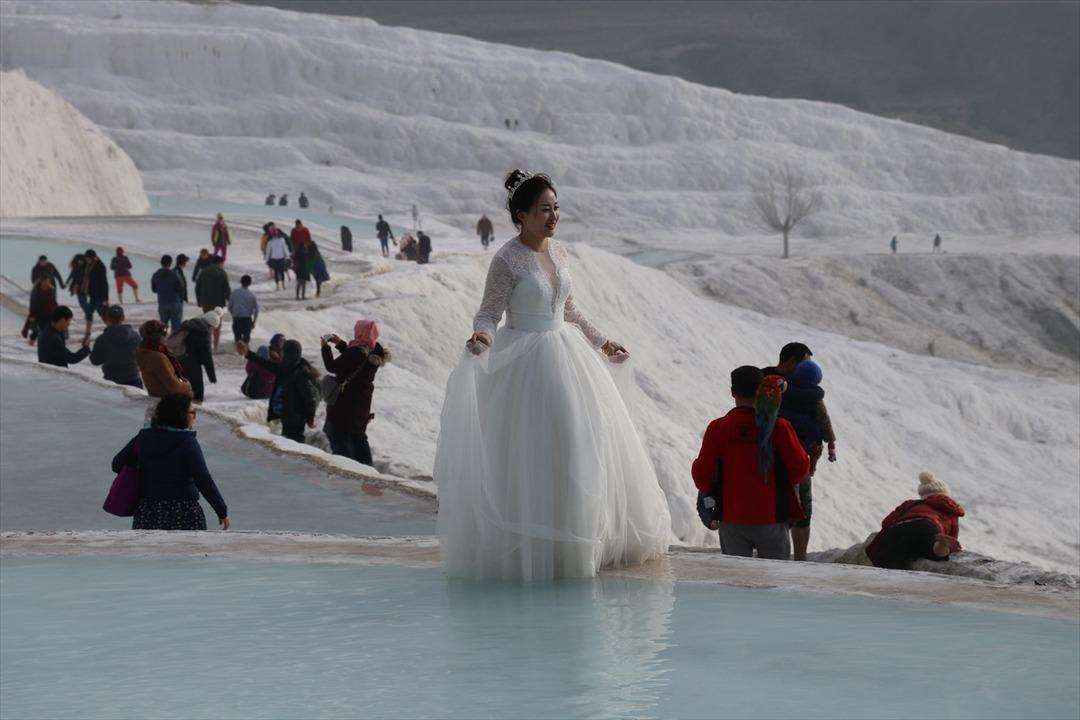 Pamukkale'ye akın ettiler