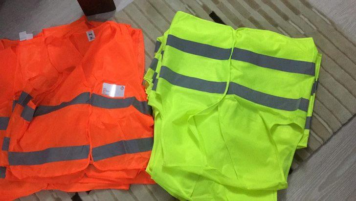 Bursa'da hücre evlerine operasyon! Sarı yelek ve kırmızı yelekler ele geçirildi G2