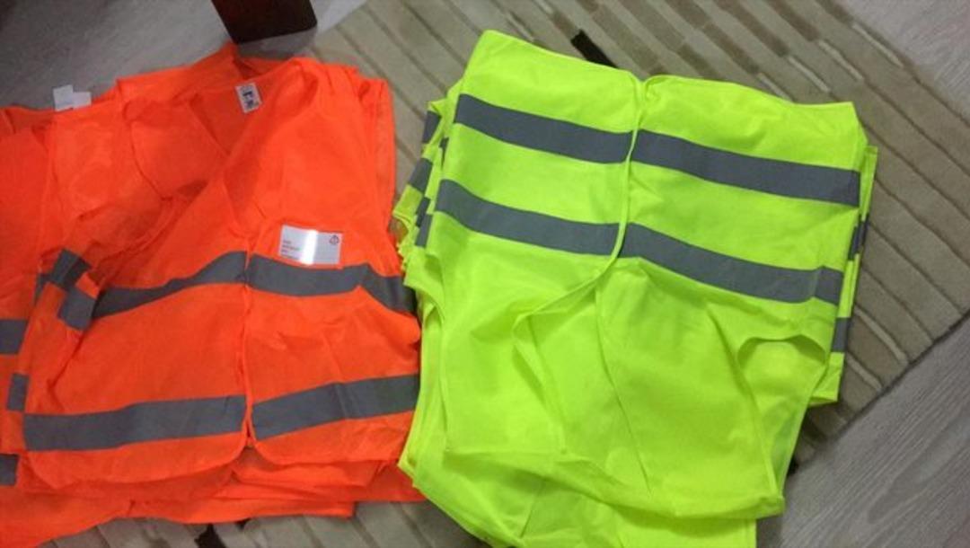 Bursa'da h&uuml;cre evlerine operasyon! Sarı yelek ve kırmızı yelekler ele ge&ccedil;irildi