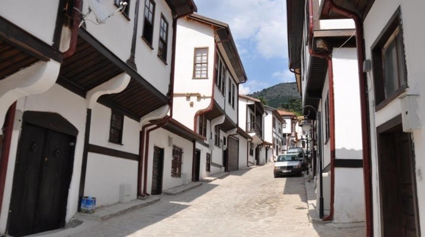Amasya&rsquo;da yeni turizm rotası yenilenen Osmanlı konakları