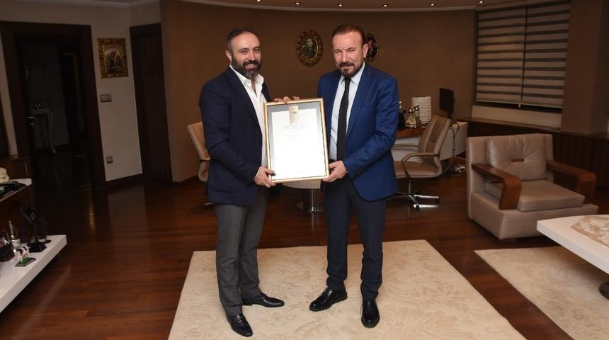 İzmit Belediyesi&rsquo;ne bir &ouml;d&uuml;l daha