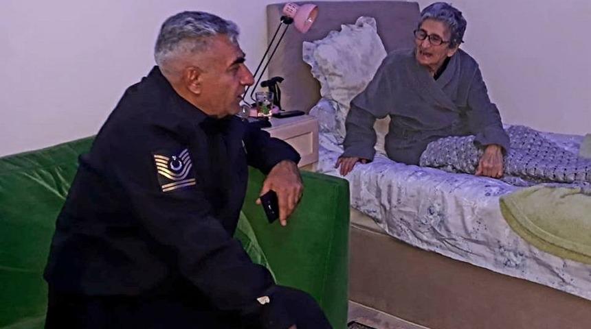 Jandarma Komutanından Zehra anneye ziyaret