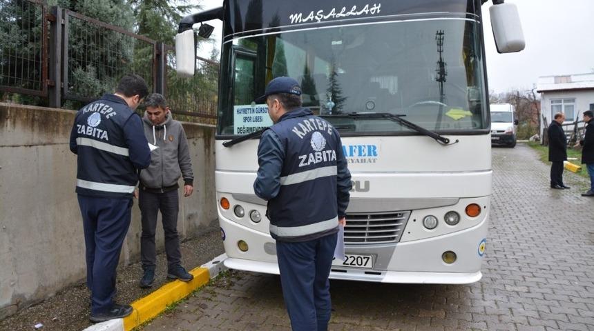 Kartepe&rsquo;de okul servis ara&ccedil;larının denetimleri devam ediyor
