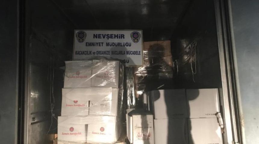 Nevşehir&rsquo;de 2 bin 403 şişe ka&ccedil;ak i&ccedil;ki ele ge&ccedil;irildi