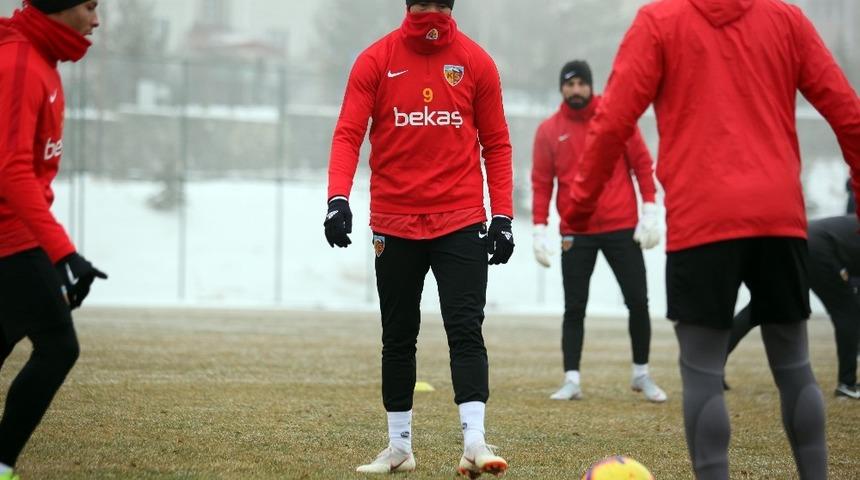 Kaptan Umut bu kez oynamadı