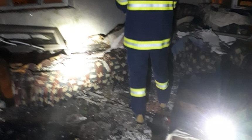 G&uuml;ny&uuml;z&uuml;&rsquo;nde ev yangını