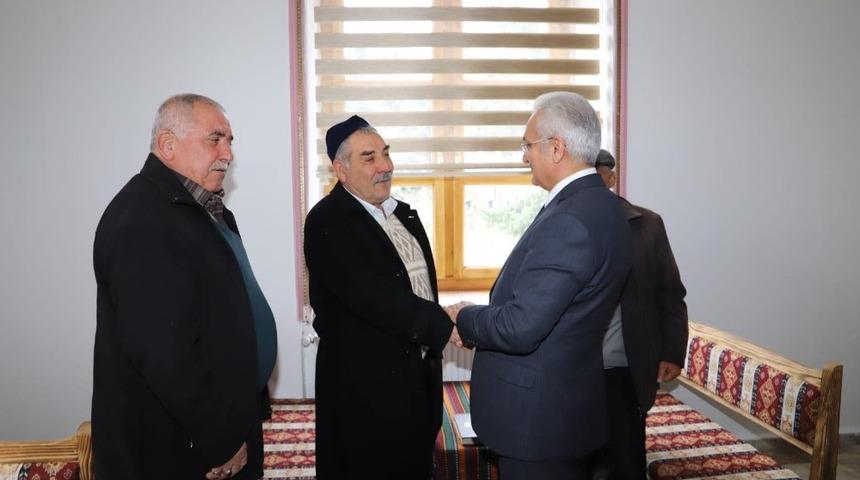 Erzincanlılar Millet Kıraathanesi&rsquo;ni sevdi