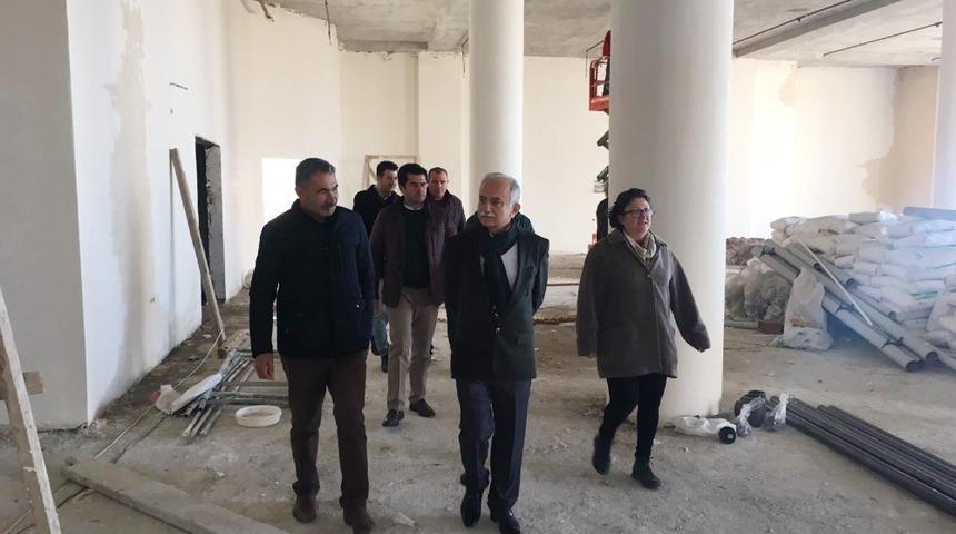 Arif Sağ&rsquo;a s&ouml;z verilmişti, k&uuml;lt&uuml;r merkezi inşaatı hızla y&uuml;kseliyor