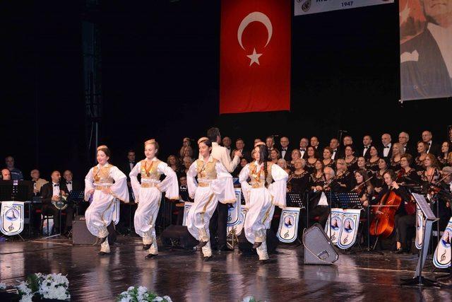 Kocaeli’de Türk Sanat Müziği konseri düzenlendi