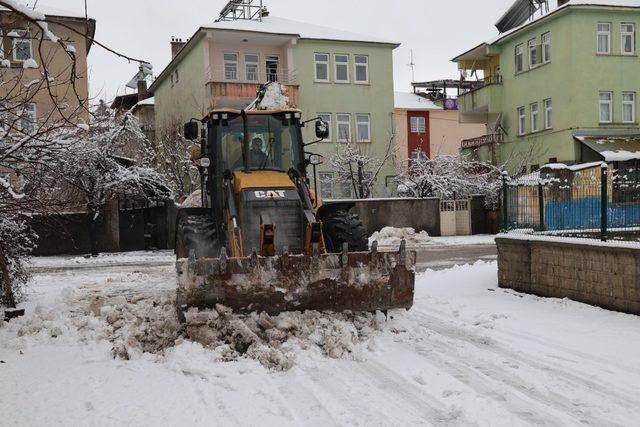 Bingöl’de karla mücadele çalışması