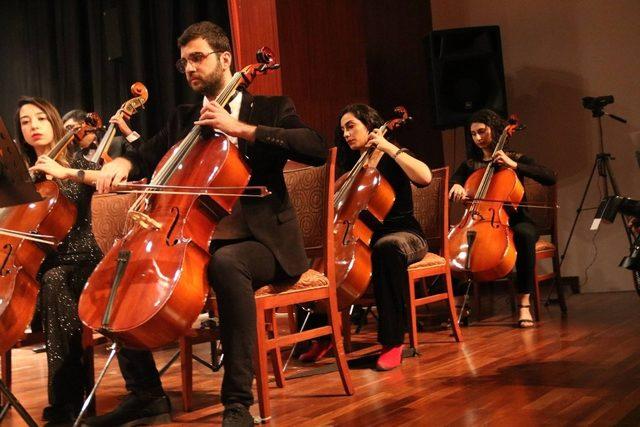 Yaylı Çalgılar Orkestrası 30. yıl konseri düzenlendi