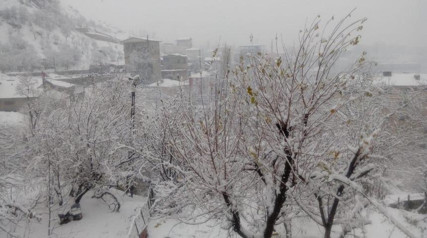 &Ccedil;ukurca&rsquo;da kar yağışı