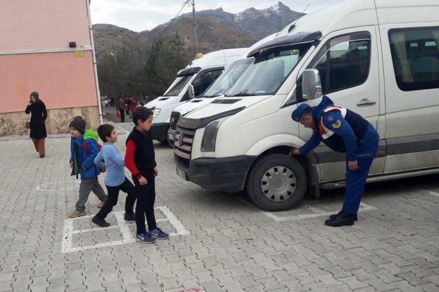 Gümüşhane Jandarma’dan trafik denetimi