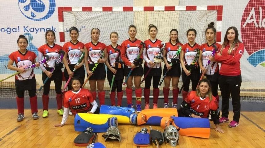 Gaziantep Polisg&uuml;c&uuml; T&uuml;rkiye Şampiyonluğuna koşuyor