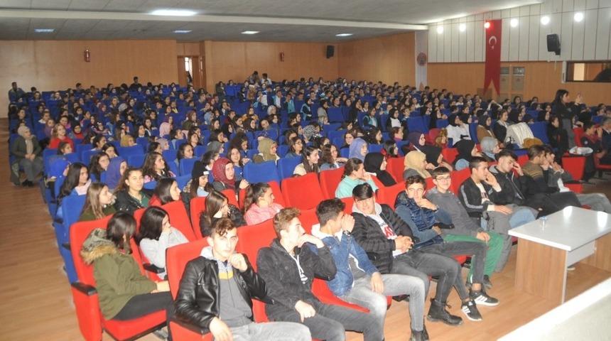Bafra&rsquo;da &ldquo;Sosyal Medya ve Teknoloji Bağımlılığı&rdquo; semineri