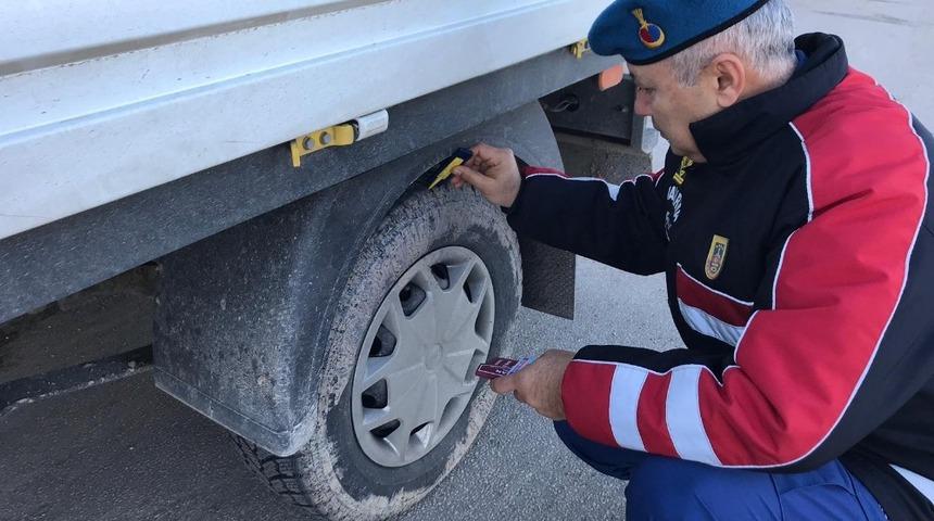 Kışlık lastiklere sıkı denetim