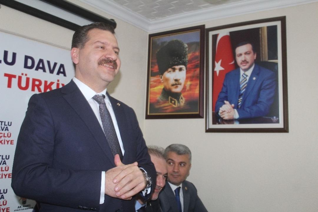 Ayvalık&rsquo;ta Y&uuml;cel Yılmaz coşkusu