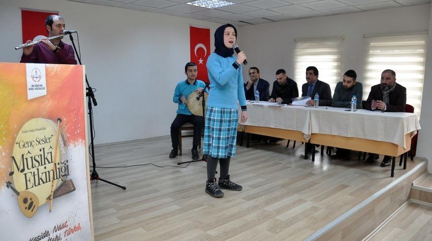G&uuml;m&uuml;şhane&rsquo;de &lsquo;Gen&ccedil; Sesler Musiki Yarışması&rsquo; yapıldı