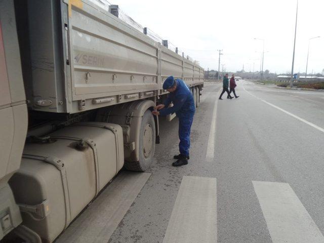 Jandarma’dan “kış lastiği” denetimi