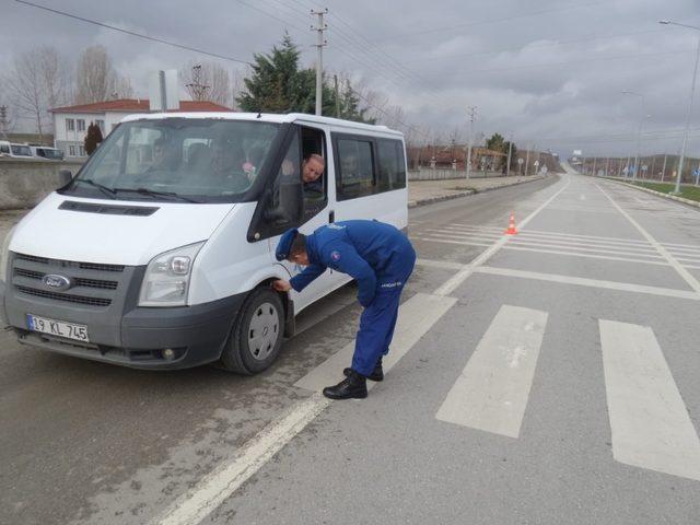 Jandarma’dan “kış lastiği” denetimi