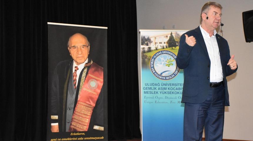 Sanayinin duayeni Asım Kocabıyık anıldı