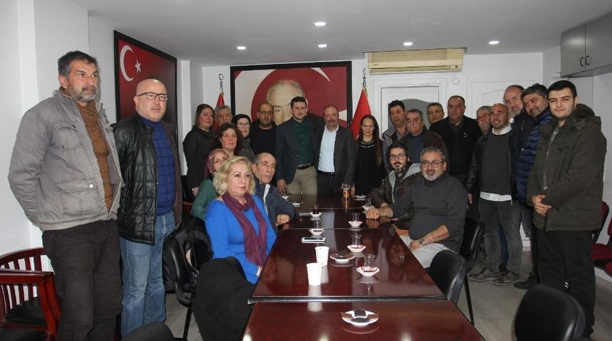 Esat Altung&uuml;n, MHP&rsquo;yi ziyaret etti