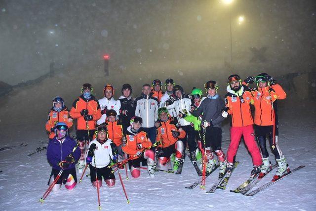 Erzurum Kayak Kulübü hızlı başladı