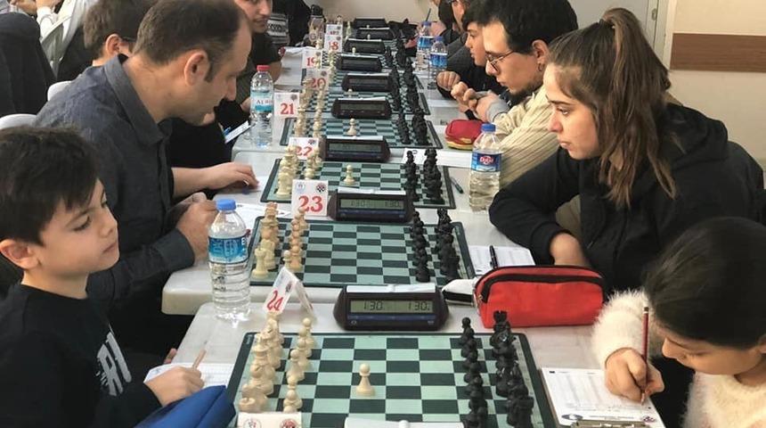 T&uuml;rkiye Kupası Kayseri Satran&ccedil; İl Birinciliği ilk 4 tur tamamlandı