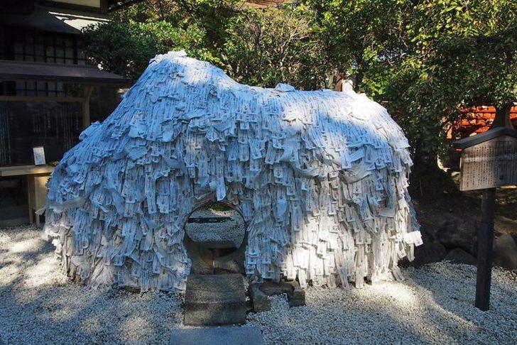 Aşk dileyen herkes bu taşın başına gidiyor! G1