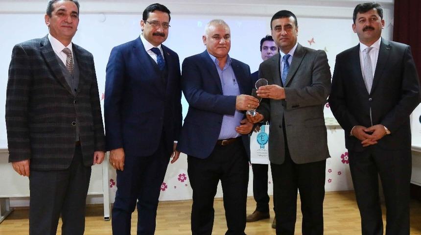 Şehit Mustafa Ünal’ın adı laboratuvarda yaşatılacak