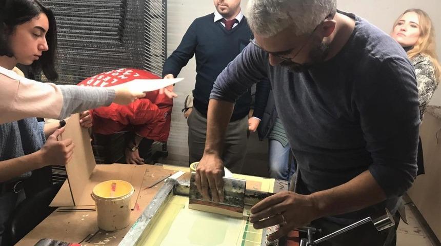 Trakya &Uuml;niversitesi&rsquo;nde serigrafik takvim at&ouml;lyesi