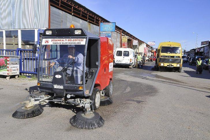 Döşemealtı Belediyesi’nin önceliği temizlik G4