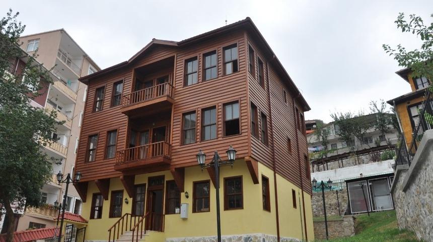 Tarihi konaklar hayat buldu