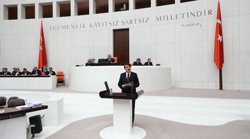 Aydemir: &lsquo;Cumhurbaşkanımızla iftihar ediyoruz&rsquo;