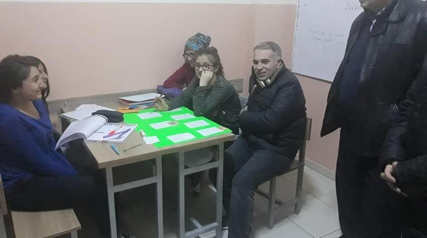 Kaymakam Duru, yatılı kız &ouml;ğrencilerle bir araya geldi