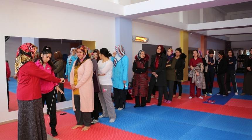 Erdemli Belediyesi&rsquo;nden obeziteye karşı kampanya