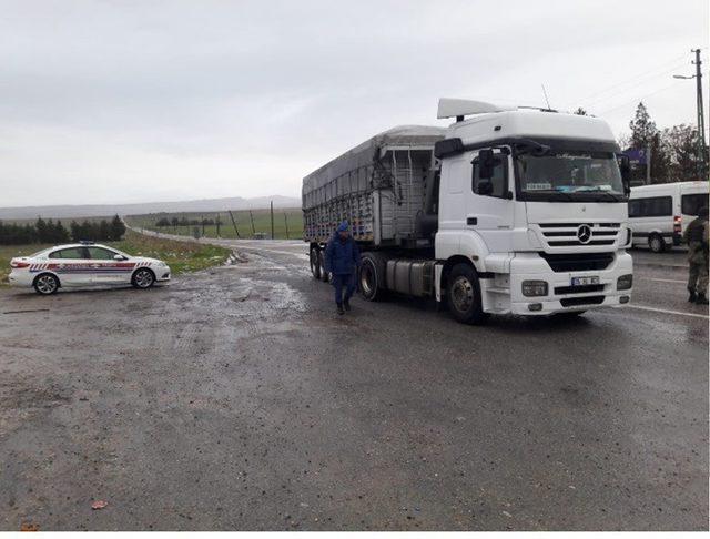 Jandarmadan kış lastiği denetimi