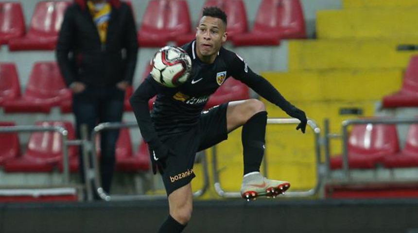 Kayserispor'un vazge&ccedil;ilmezi Tjaronn Chery