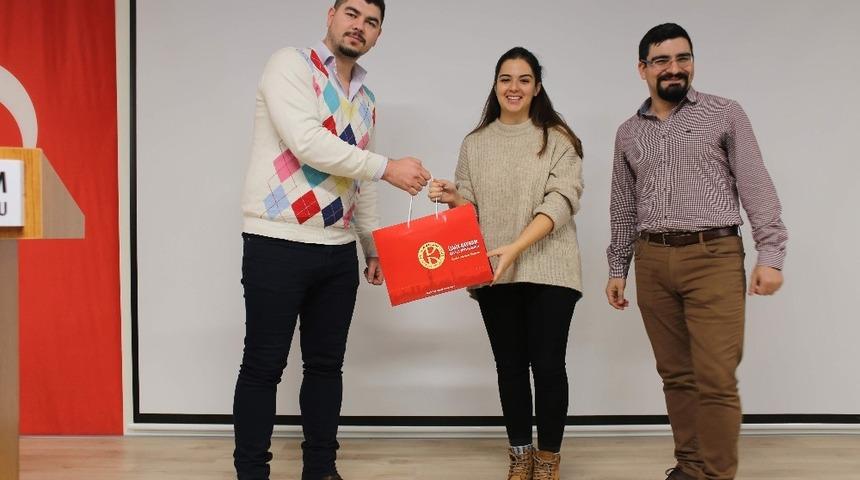 İzmir Kavram MYO’da ’Kanser ve LÖSEV’ konferansı