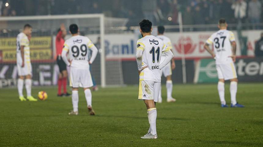 Fenerbah&ccedil;e 16 puanla d&uuml;şme hattında kaldı
