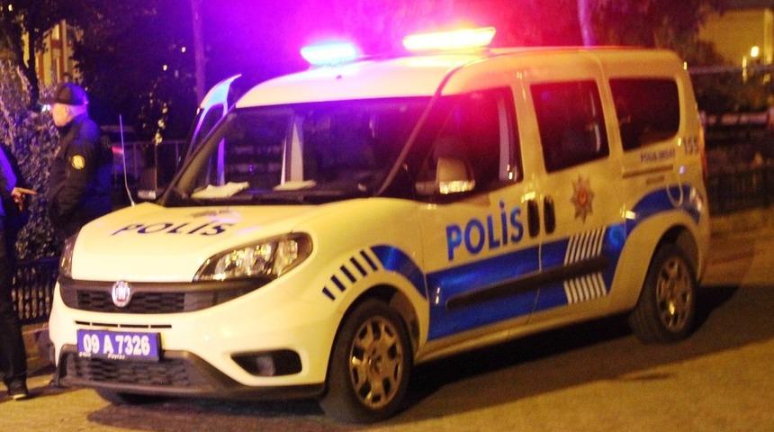 &Ccedil;alıntı motosiklet kullanan iki şahıs g&ouml;zaltına alındı