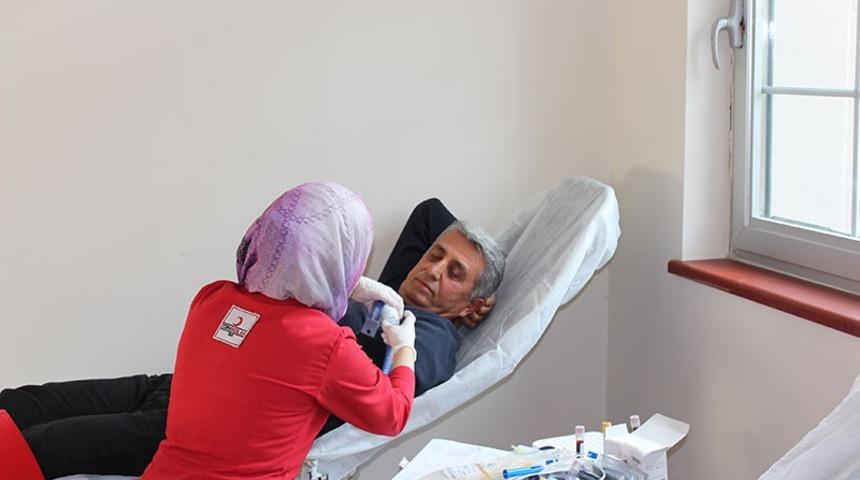 Adliye personelinden kan bağışı