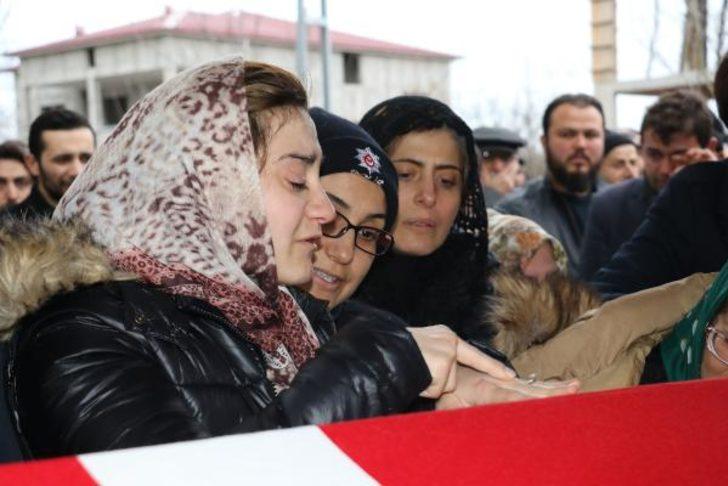 Şehit polis Servet Arslan son yolculuğuna uğurlandı! G1
