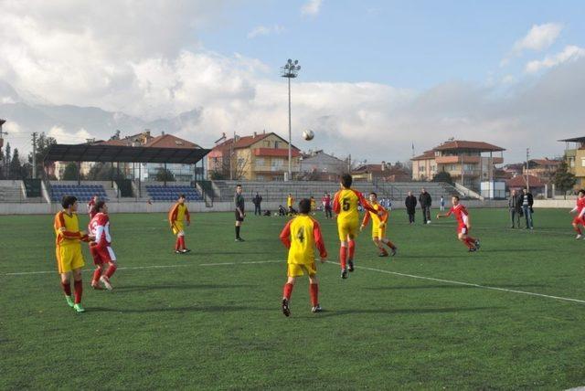 Denizli’de ’Okul Sporları Futbol Gençler Turnuvası’ yapılacak