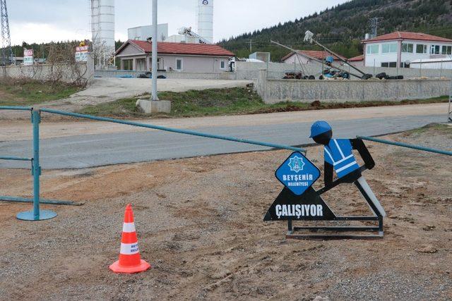 Beyşehir Belediyesi beton asfalt dönemine geçti