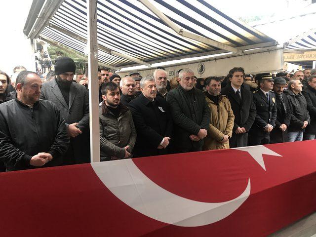 Kalp krizi sonucu ölen polis için tören